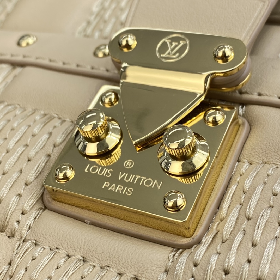 Louis Vuitton POCHETTE TROCA Shoulder Bag M59048 Beige